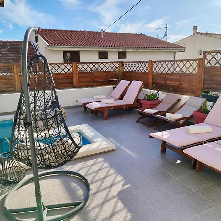Buzolic 2 Hvar Appartement *