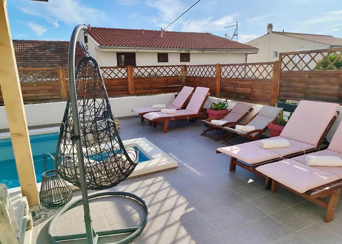 Buzolic 2 Hvar Appartement *
