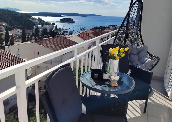 Buzolic 2 Hvar Апартаменты Хвар